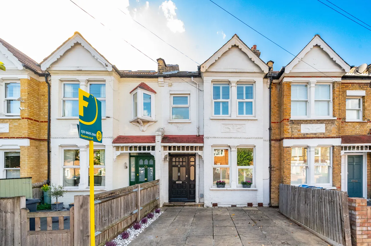 London, SW20, photo 19