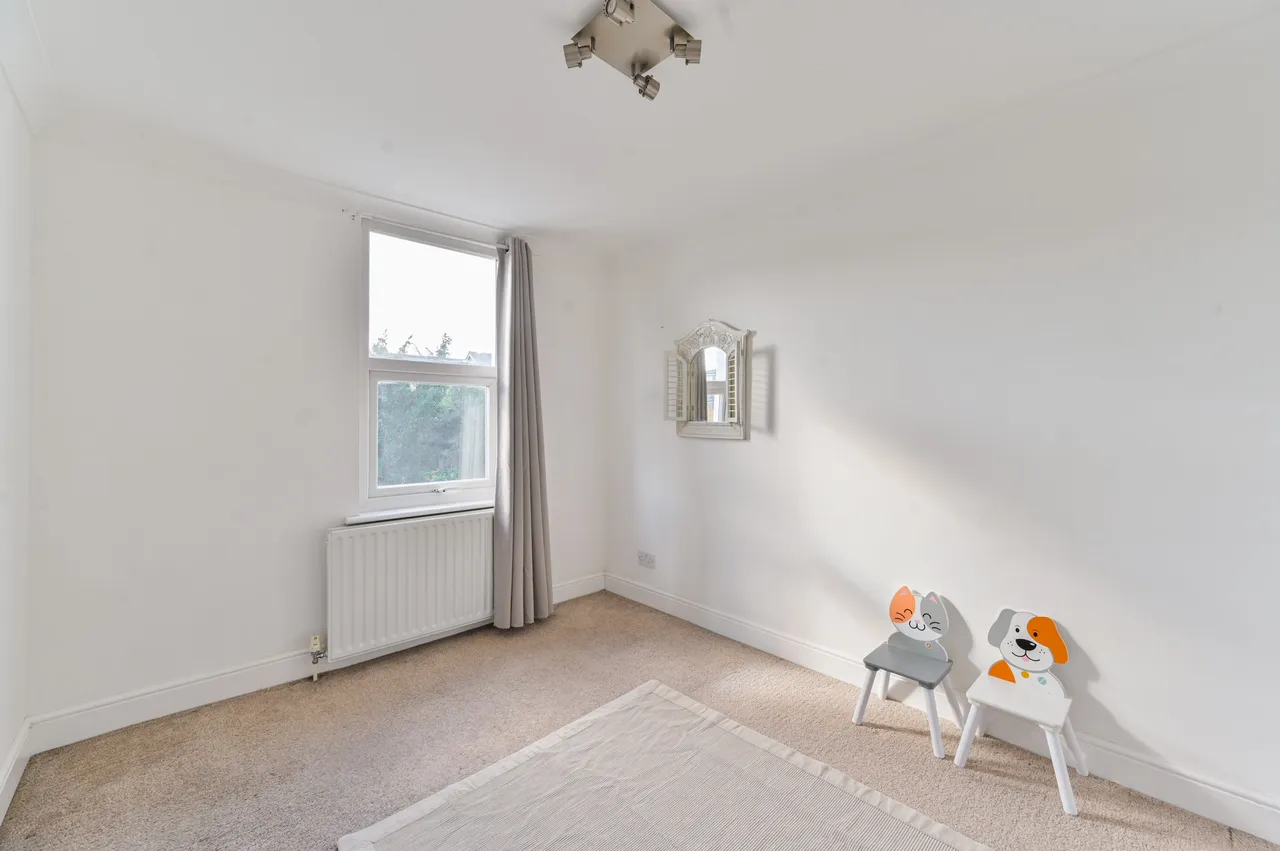 London, SW20, photo 7