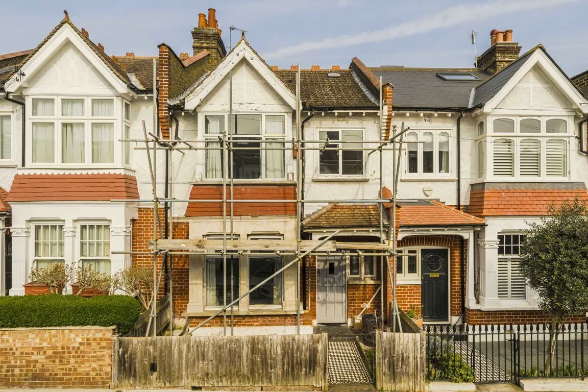 3 bed house for sale, Fircroft Road, SW17