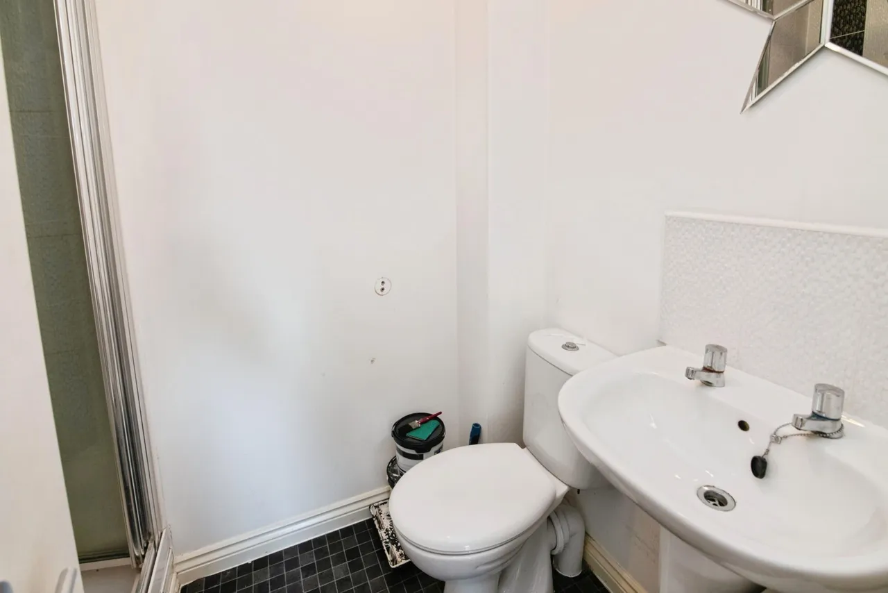 Wharf Mews, Netherton, DY2, photo 11