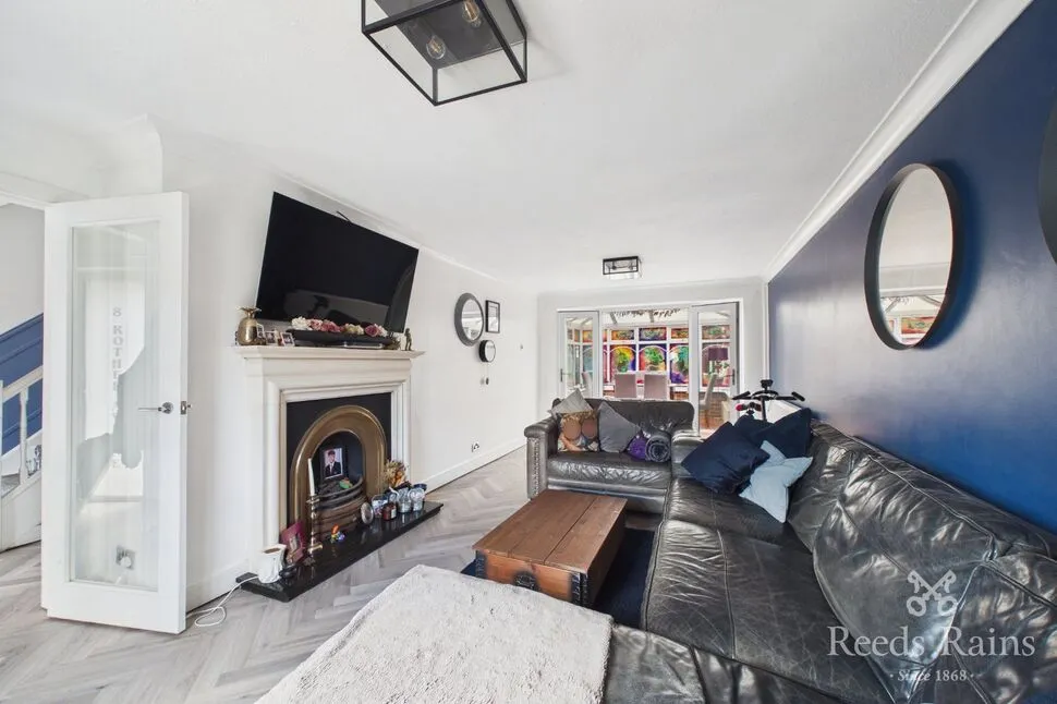 Rother Avenue, Brimington, S43, photo 4
