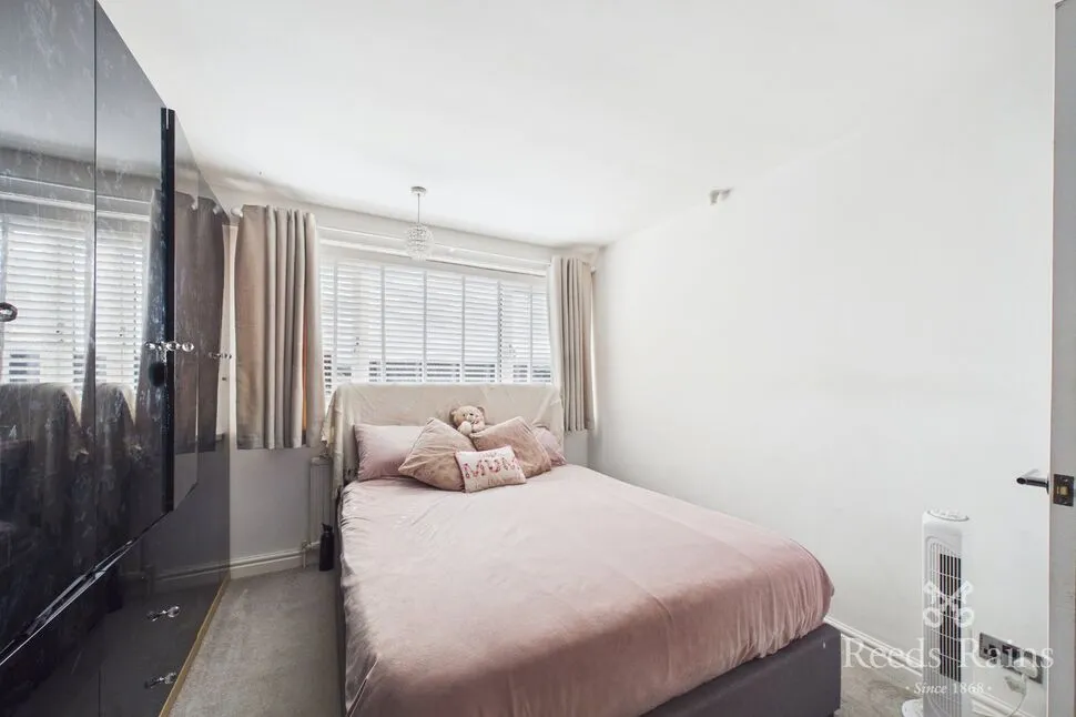 Rother Avenue, Brimington, S43, photo 6