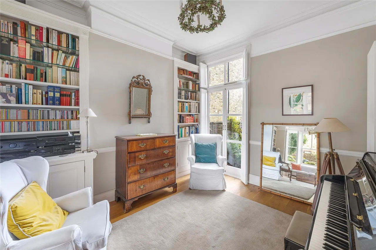 Gartmoor Gardens, Southfields, SW19, photo 15