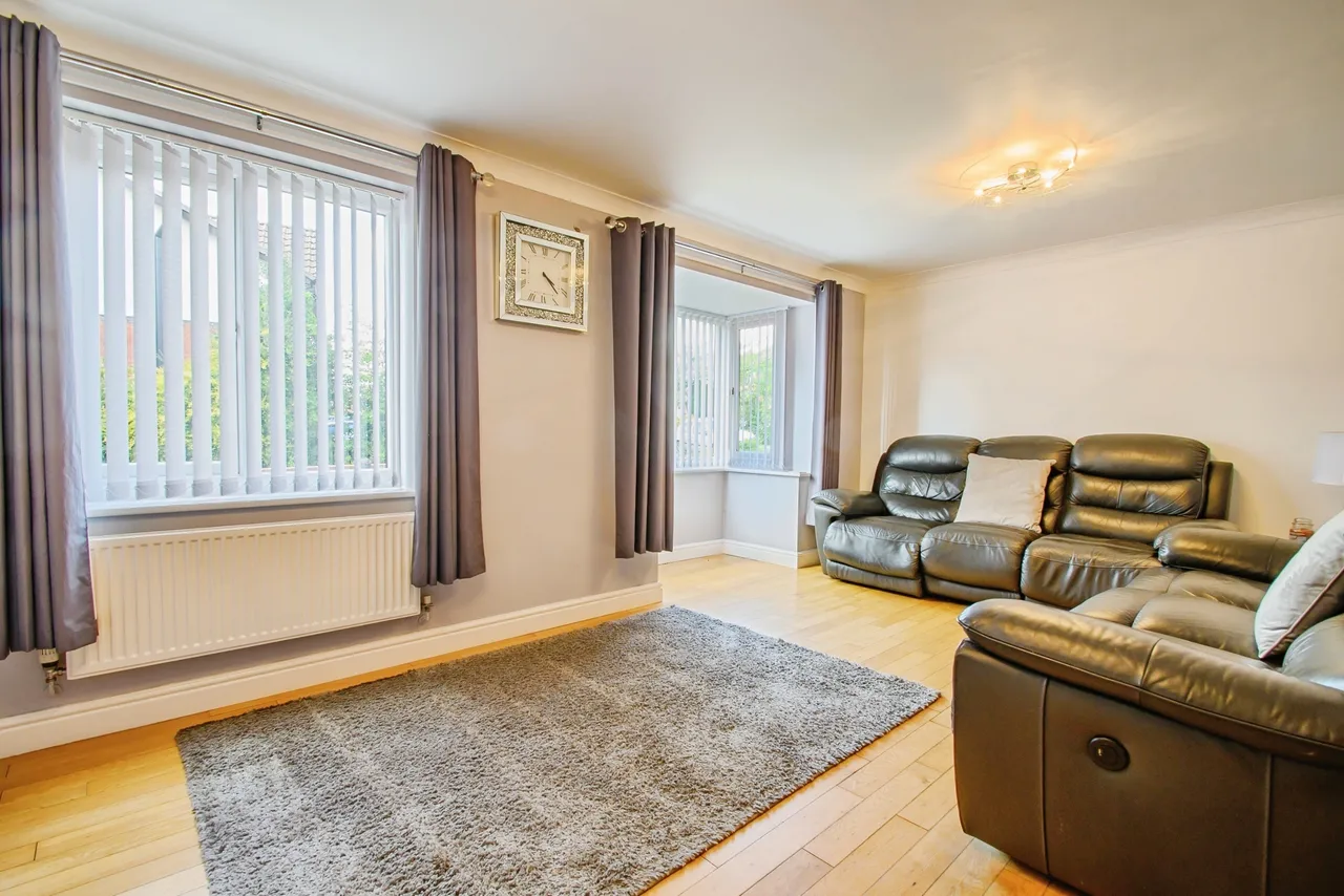 Bishops Meadow, Manchester, M24, photo 6