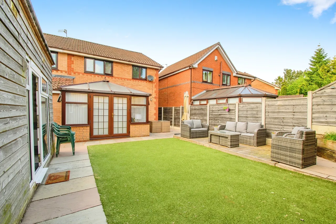 Bishops Meadow, Manchester, M24, photo 16