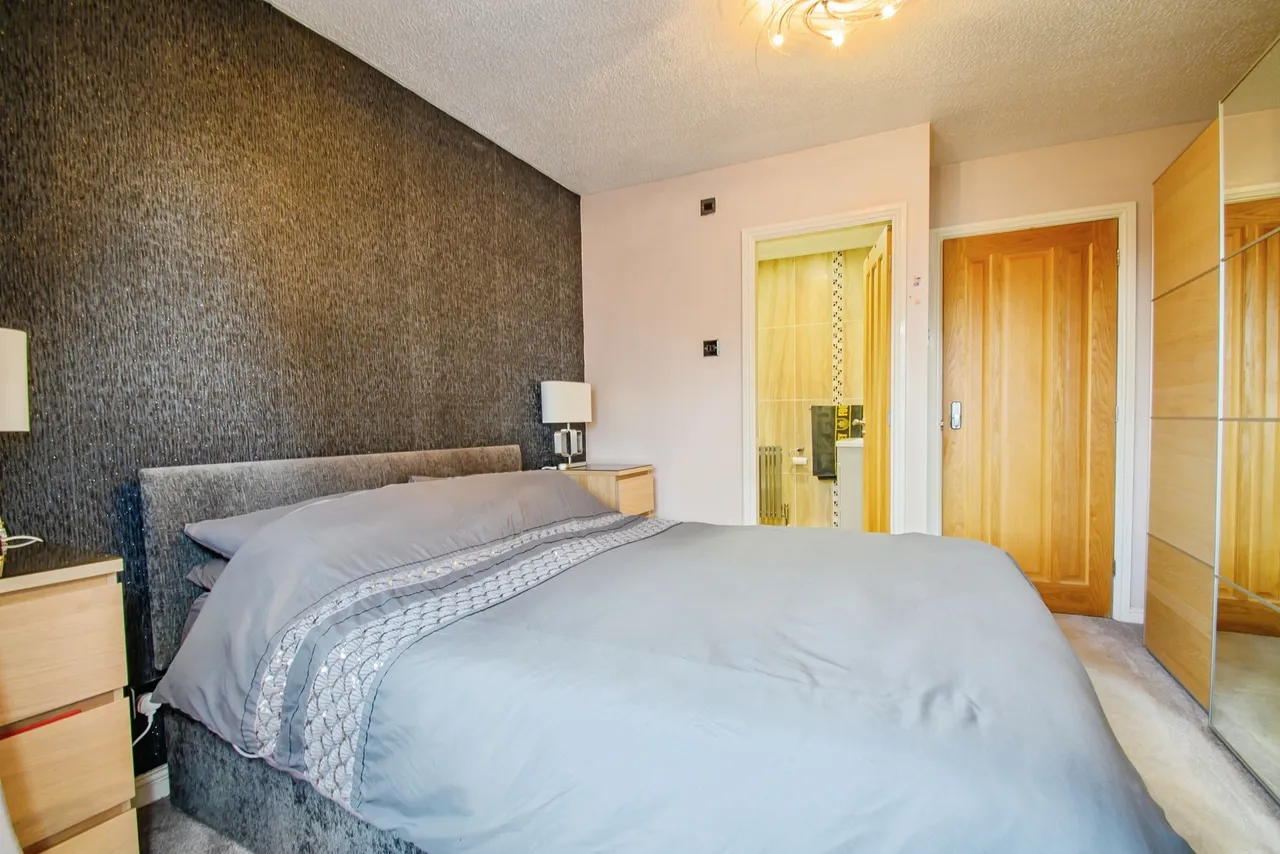 Bishops Meadow, Manchester, M24, photo 21