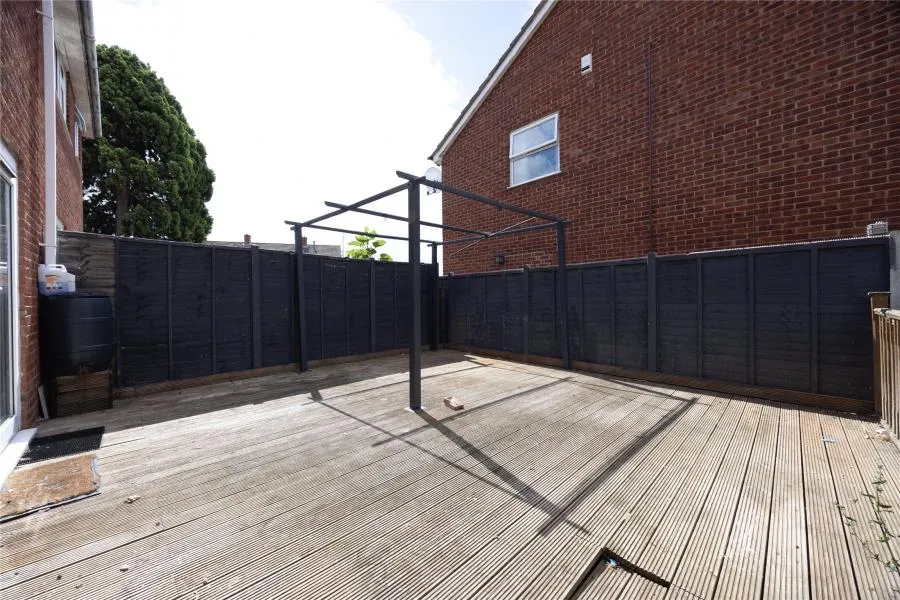 Churchill Grove, Tewkesbury, GL20, photo 6