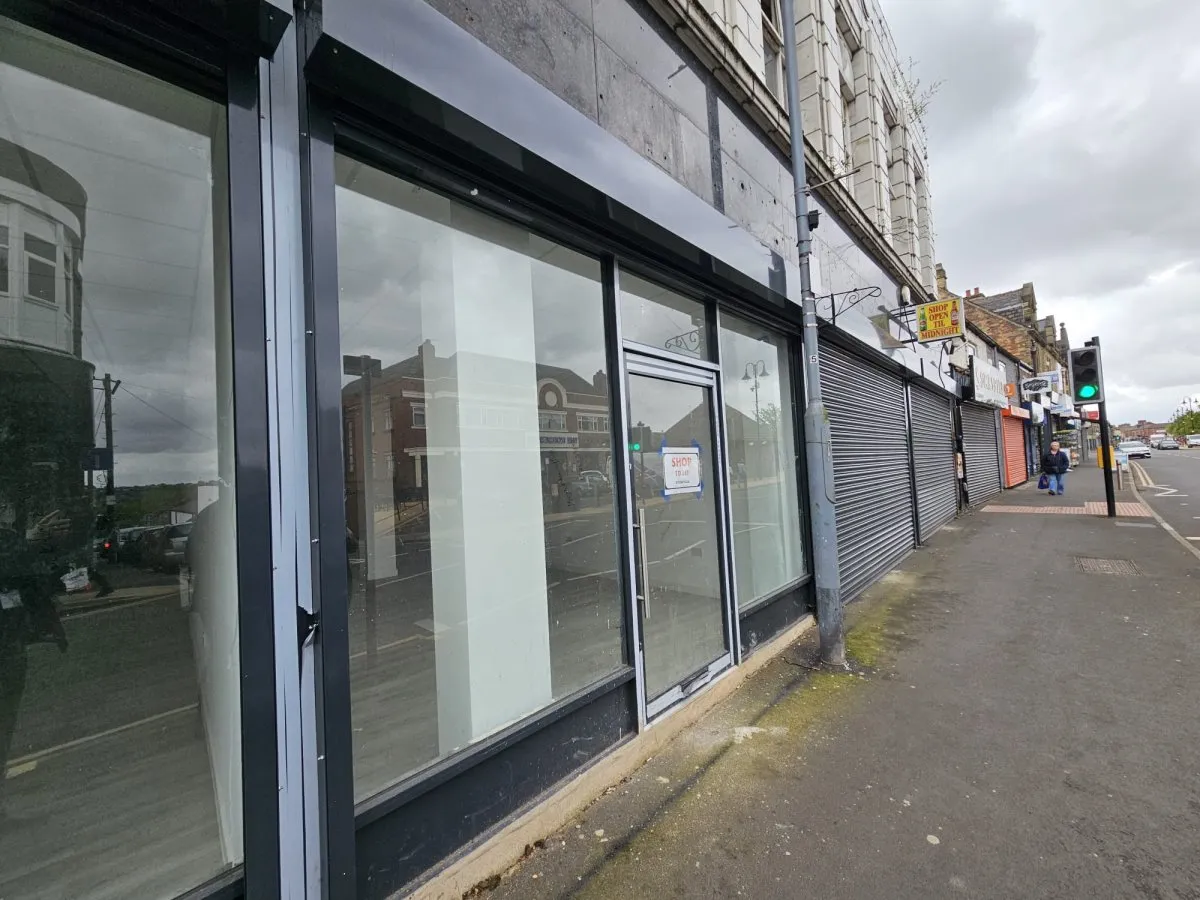 shop to rent, High Street, Wombwell