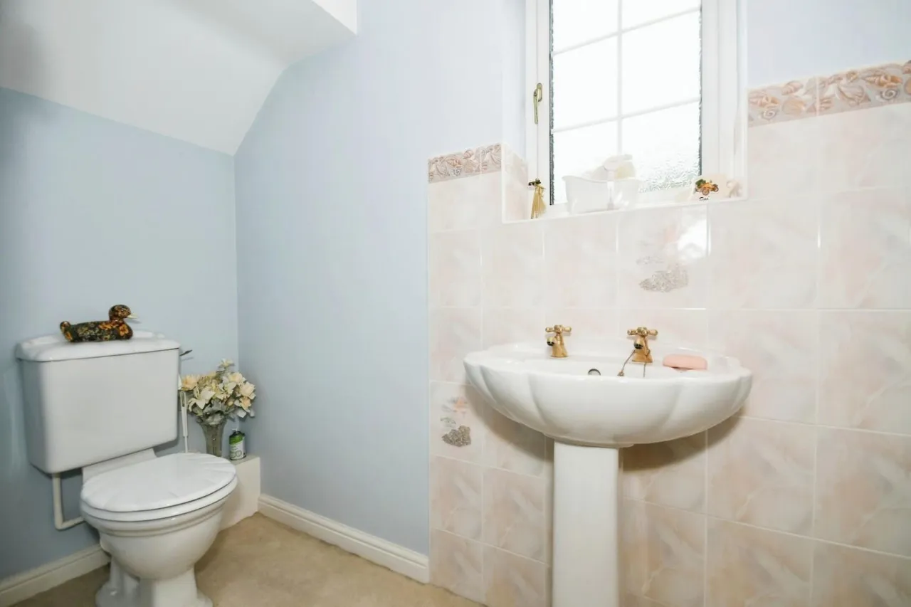 Top Road, Hardwick Wood, S42, photo 15