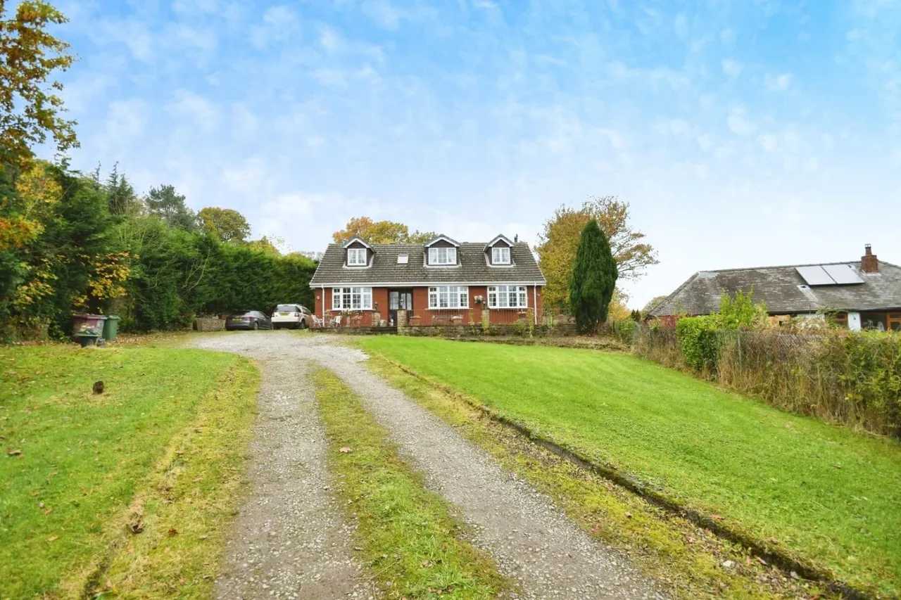 Top Road, Hardwick Wood, S42, photo 2