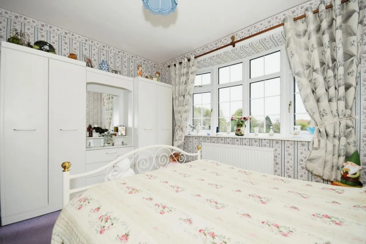 Top Road, Hardwick Wood, S42, photo 9