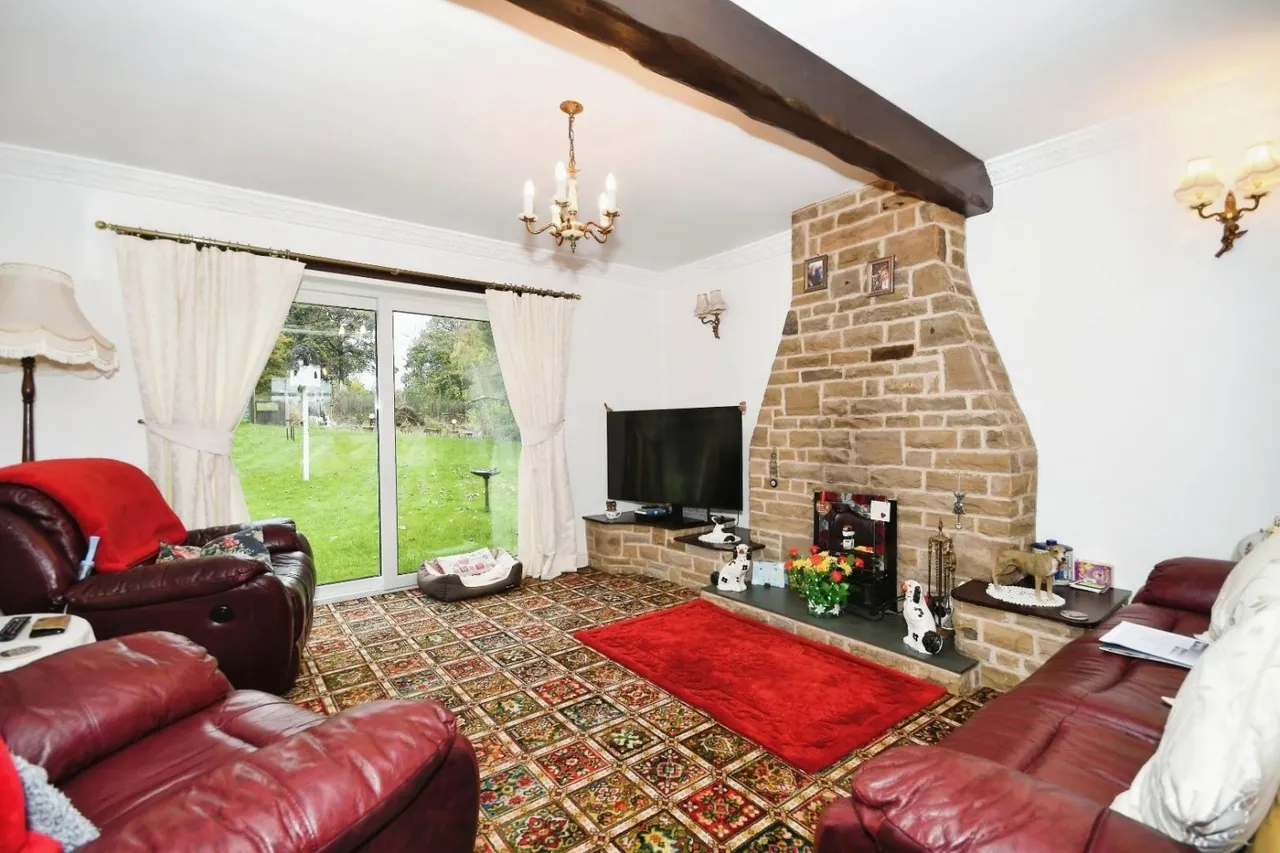 Top Road, Hardwick Wood, S42, photo 6