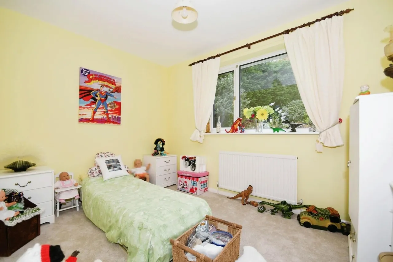Top Road, Hardwick Wood, S42, photo 10