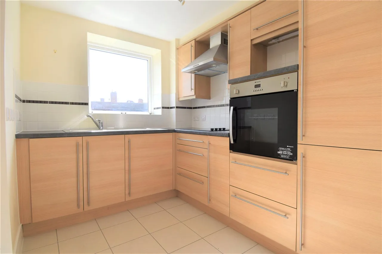 Hanbury Road, Droitwich, Worcestershire, WR9 8GD, photo 3