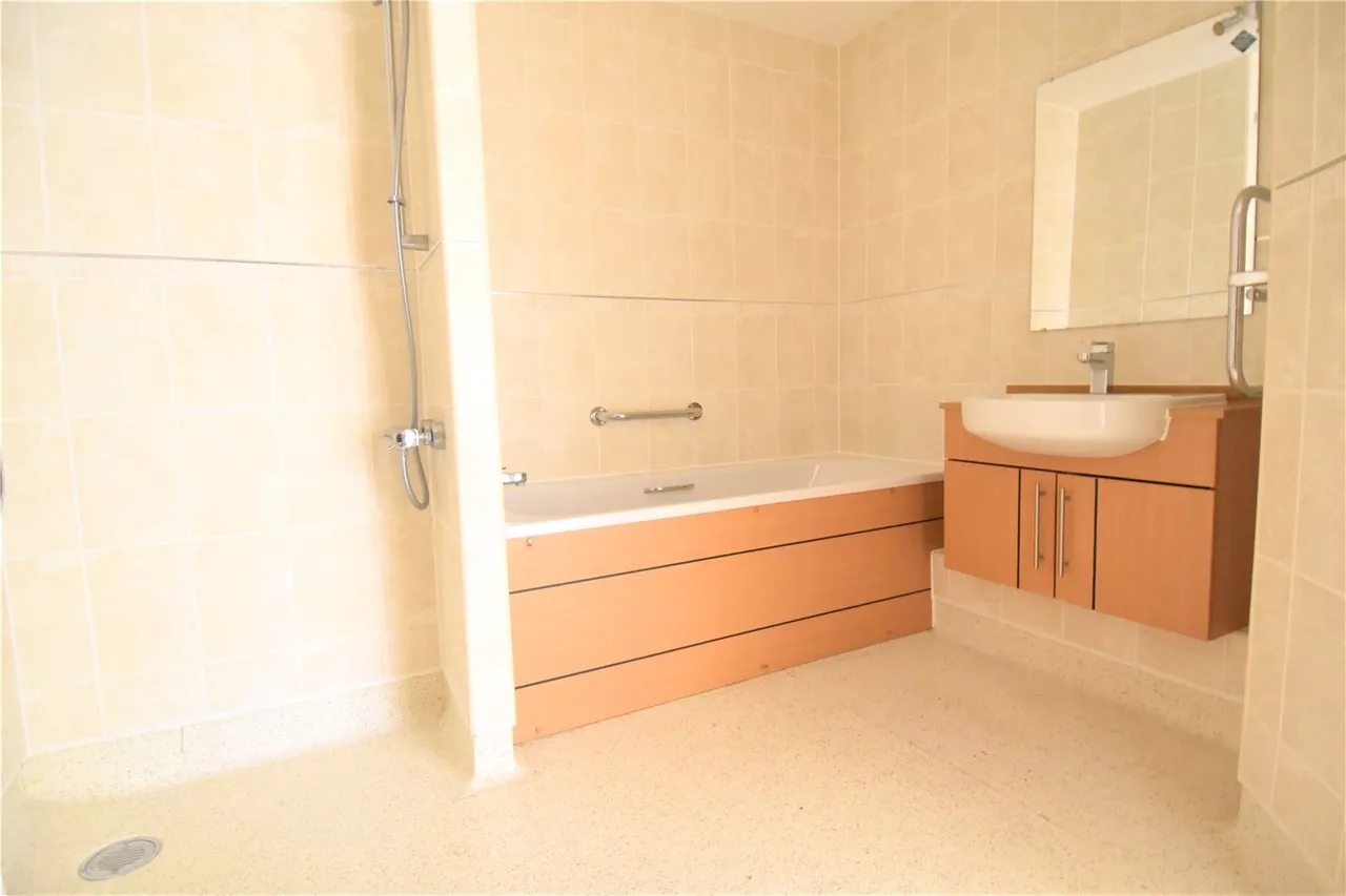 Hanbury Road, Droitwich, Worcestershire, WR9 8GD, photo 11