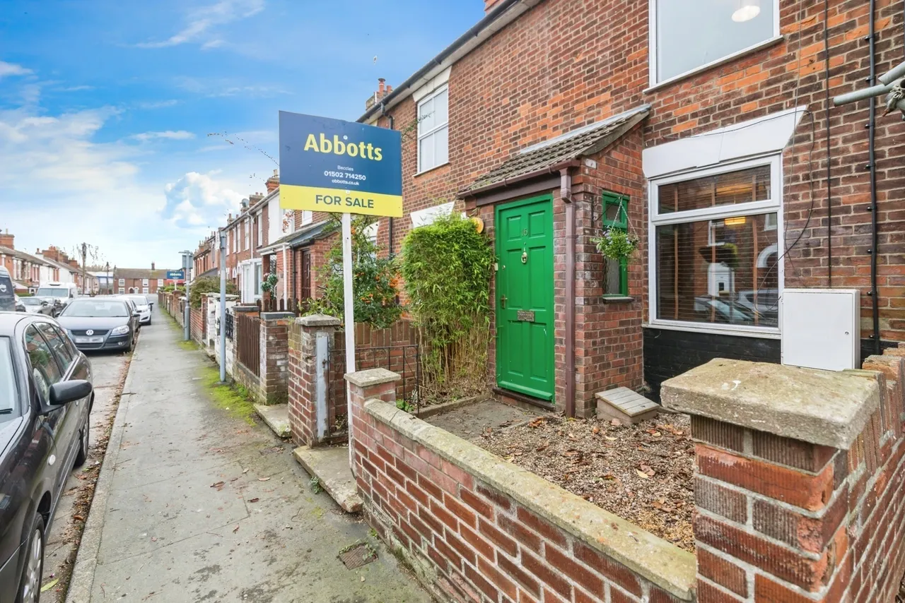 3 bed house for sale — Denmark Road, Beccles, Suffolk, NR34
