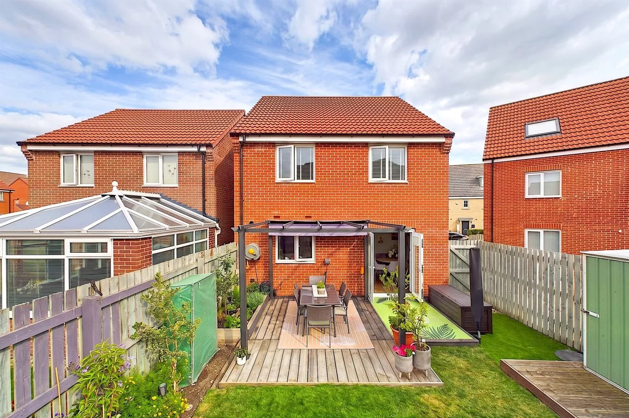 Grainger Drive, Pocklington, YO42, photo 10