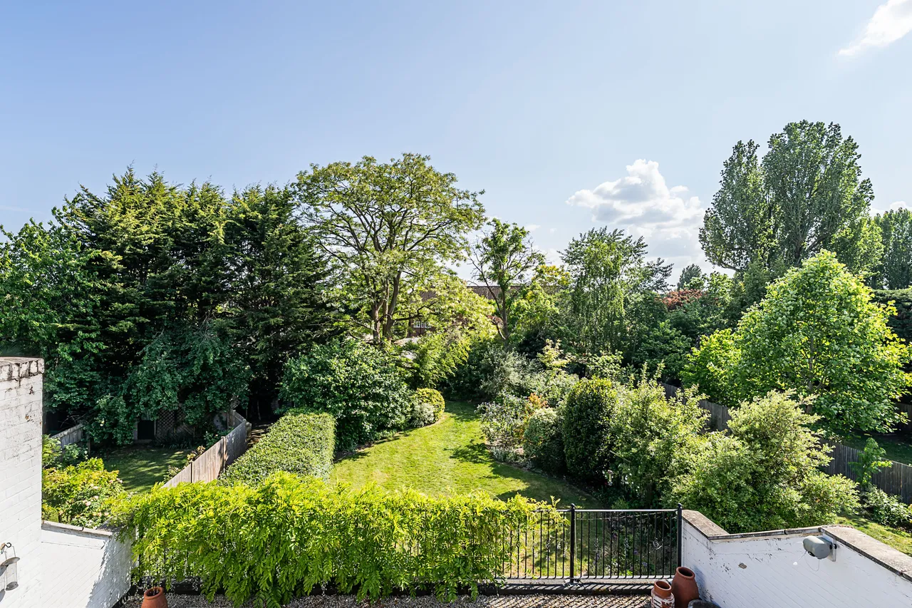 Cambridge Road, London, SW20, photo 4