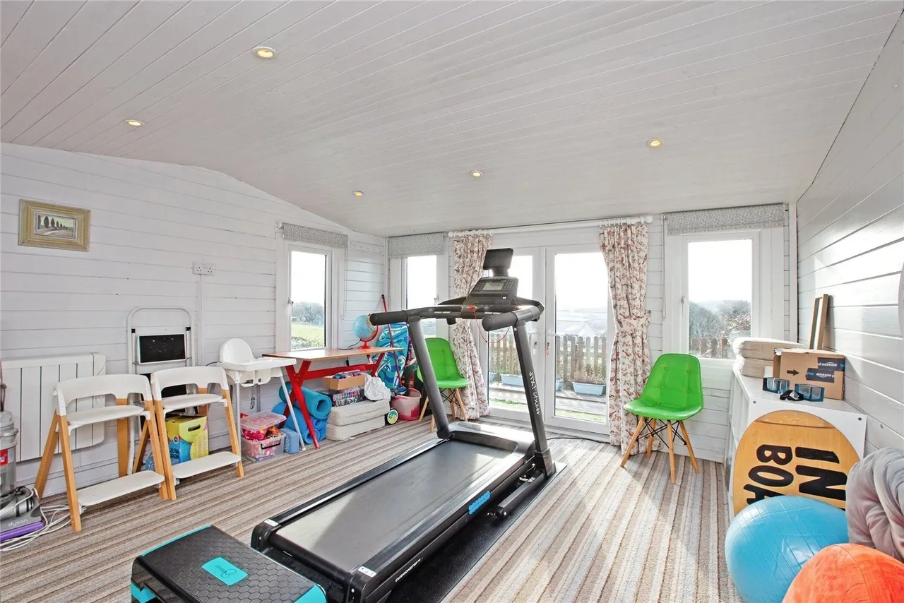 Tara Vale, Crantock, TR8, photo 49