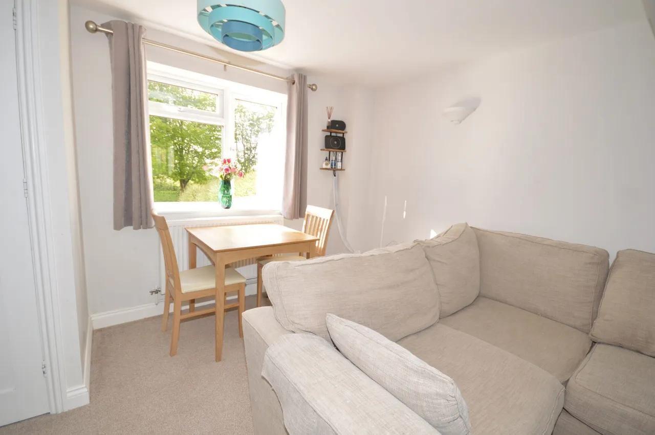 Tring Road, Wendover, HP22, photo 7