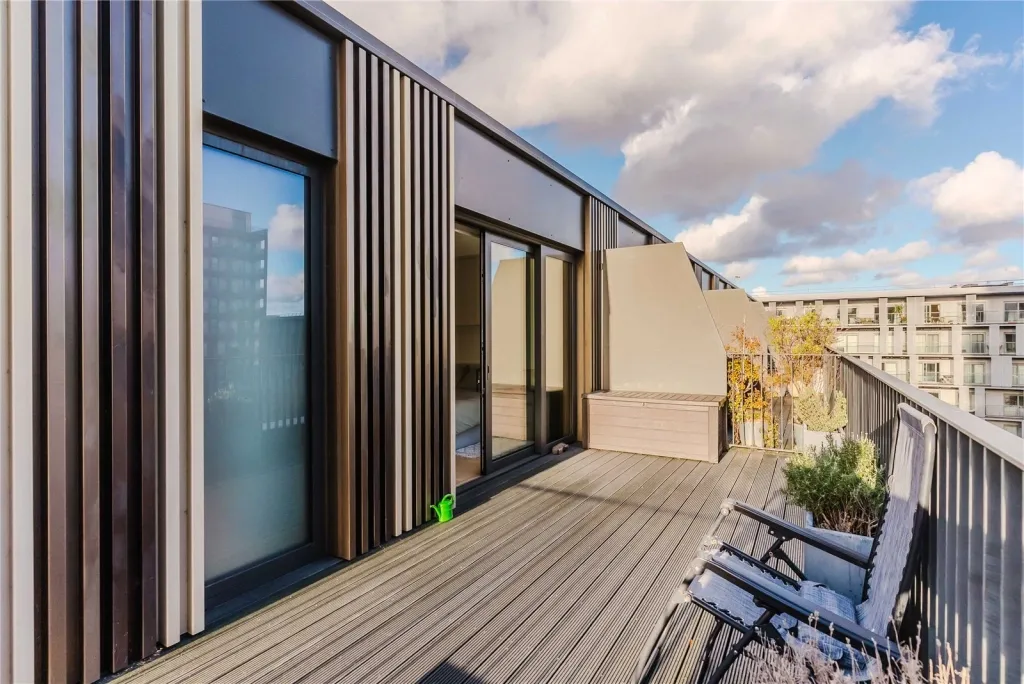 3 bed flat for sale, Major Draper Street, Woolwich, SE18