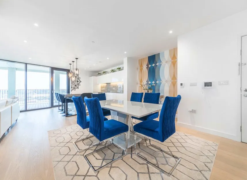 Schooner Road, Royal Wharf, E16, photo 3