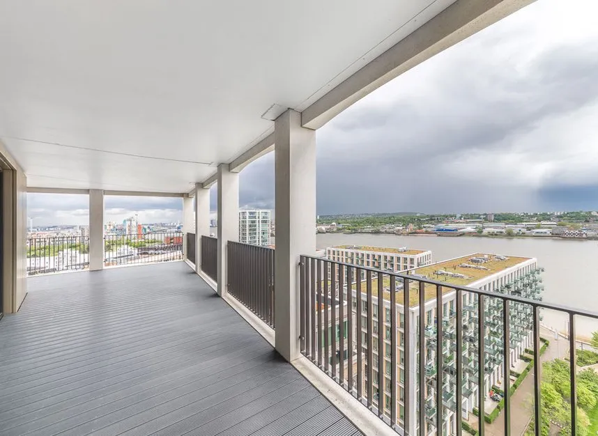 Schooner Road, Royal Wharf, E16, photo 5