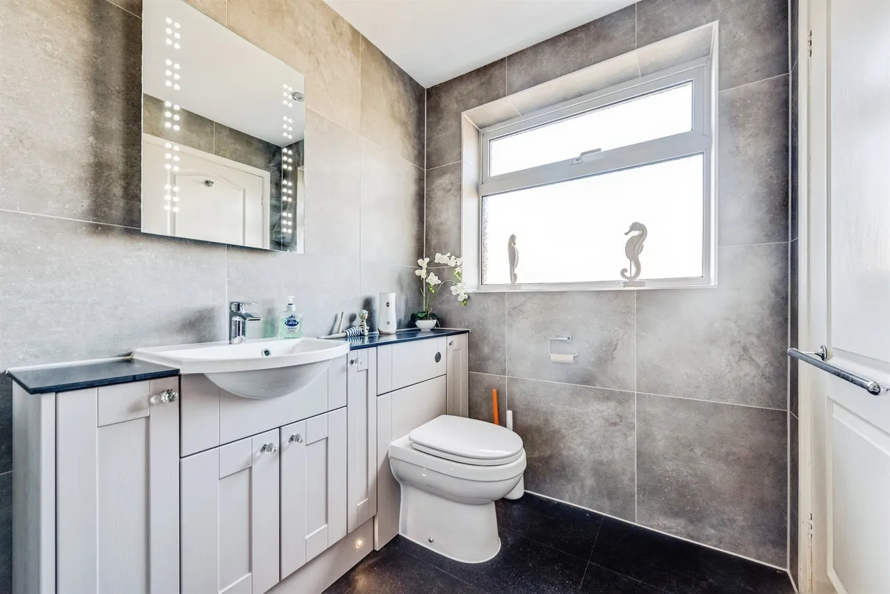 Colwell Drive, Witney, OX28, photo 13