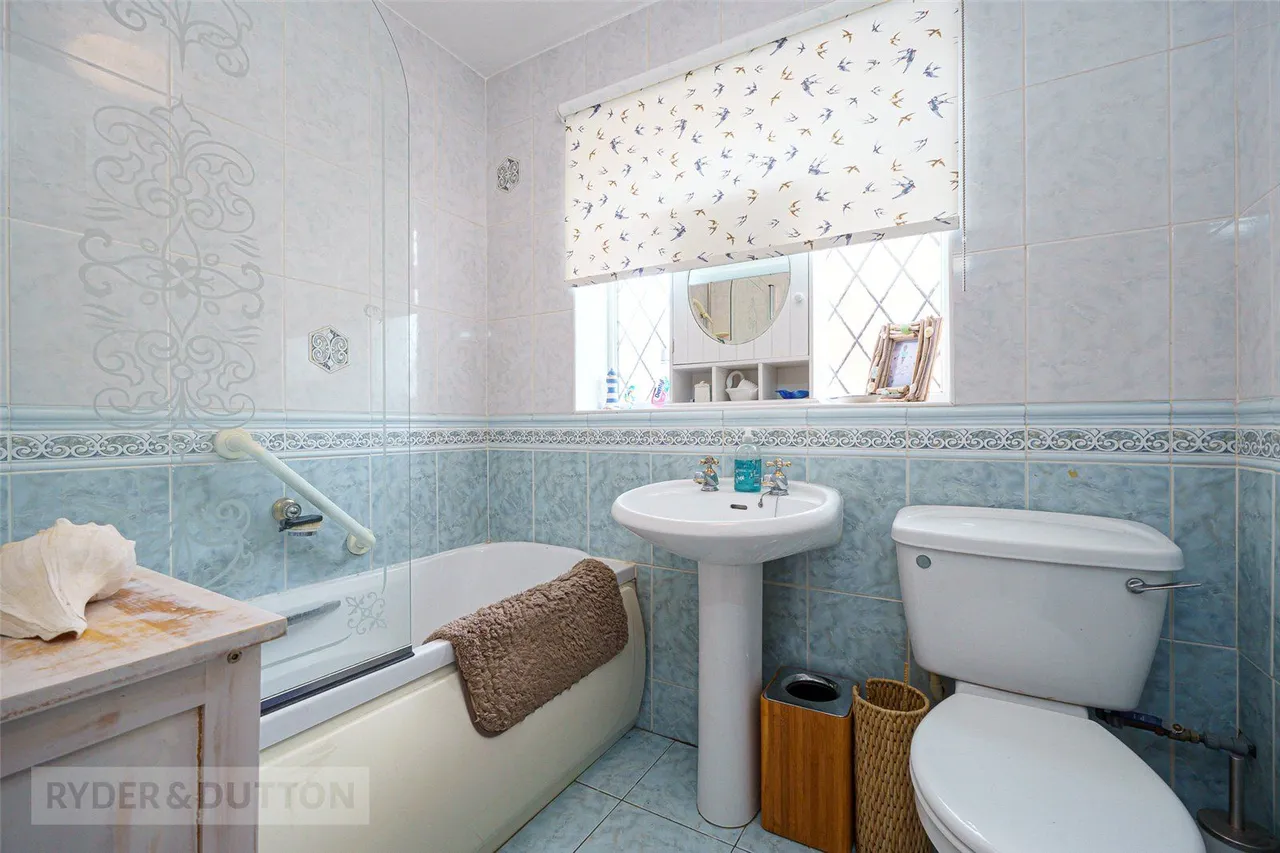 Burton Acres Way, Highburton, HD8, photo 11
