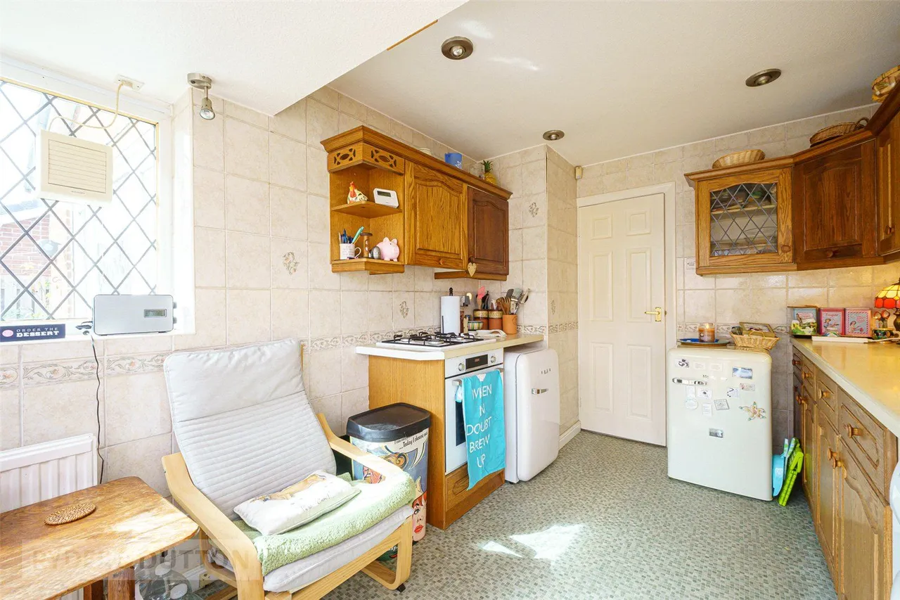 Burton Acres Way, Highburton, HD8, photo 5