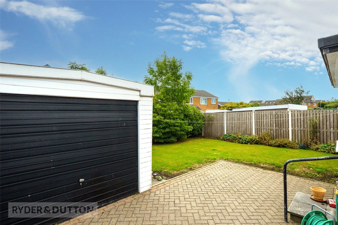 Burton Acres Way, Highburton, HD8, photo 13