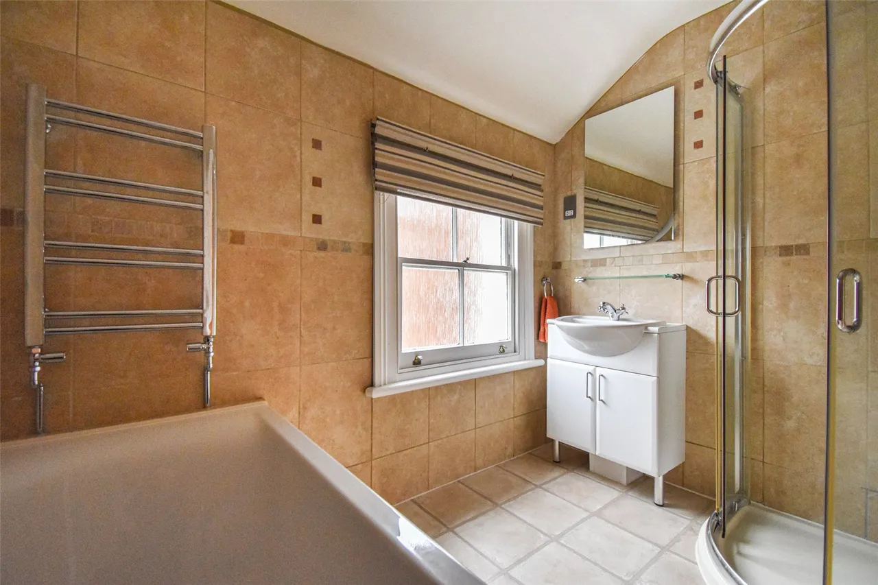 Sandford Road, Aldershot, Hampshire, GU11 3AE, photo 8