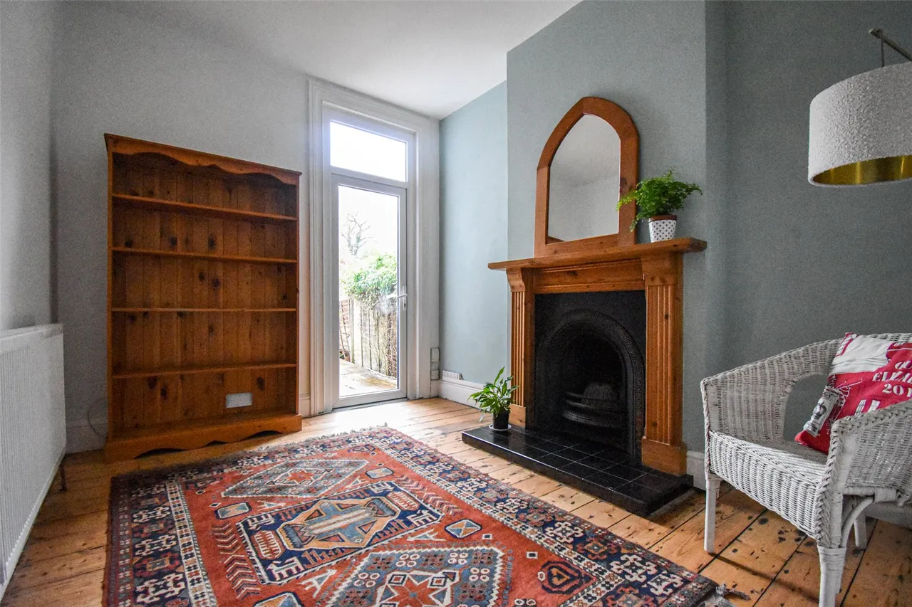 Sandford Road, Aldershot, Hampshire, GU11 3AE, photo 4