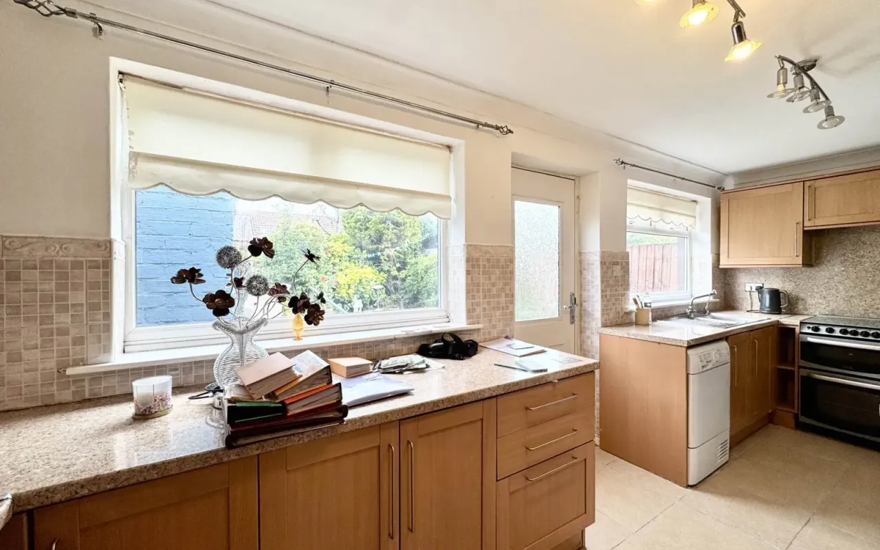 Price Grove, St Helens, photo 10