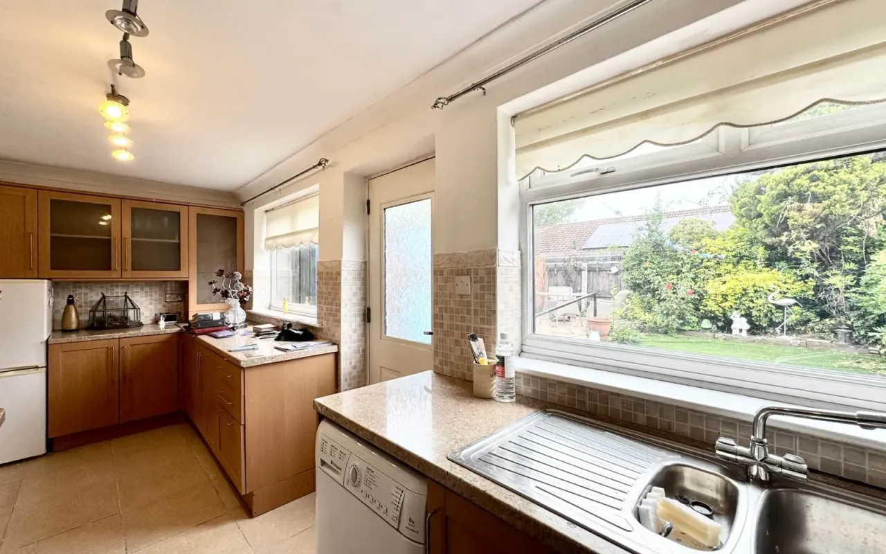 Price Grove, St Helens, photo 11