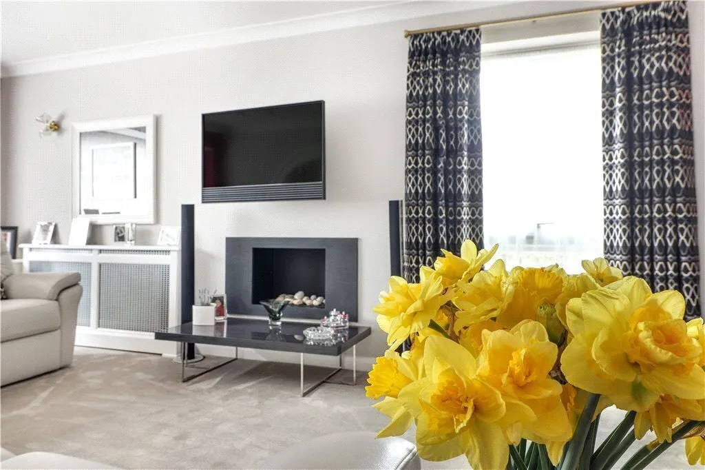 Goatsfield Road, Tatsfield, Westerham, Surrey, TN16, photo 4