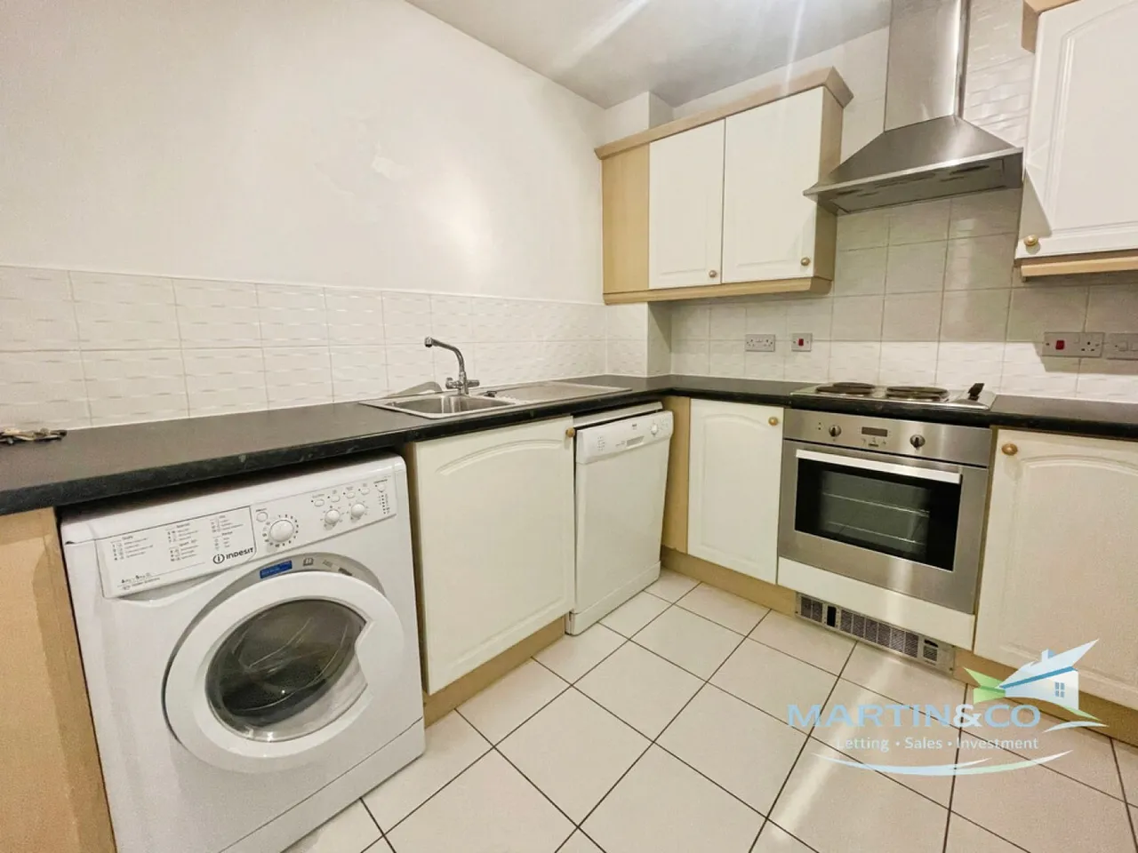 Canalside, Radcliffe, M26, photo 7