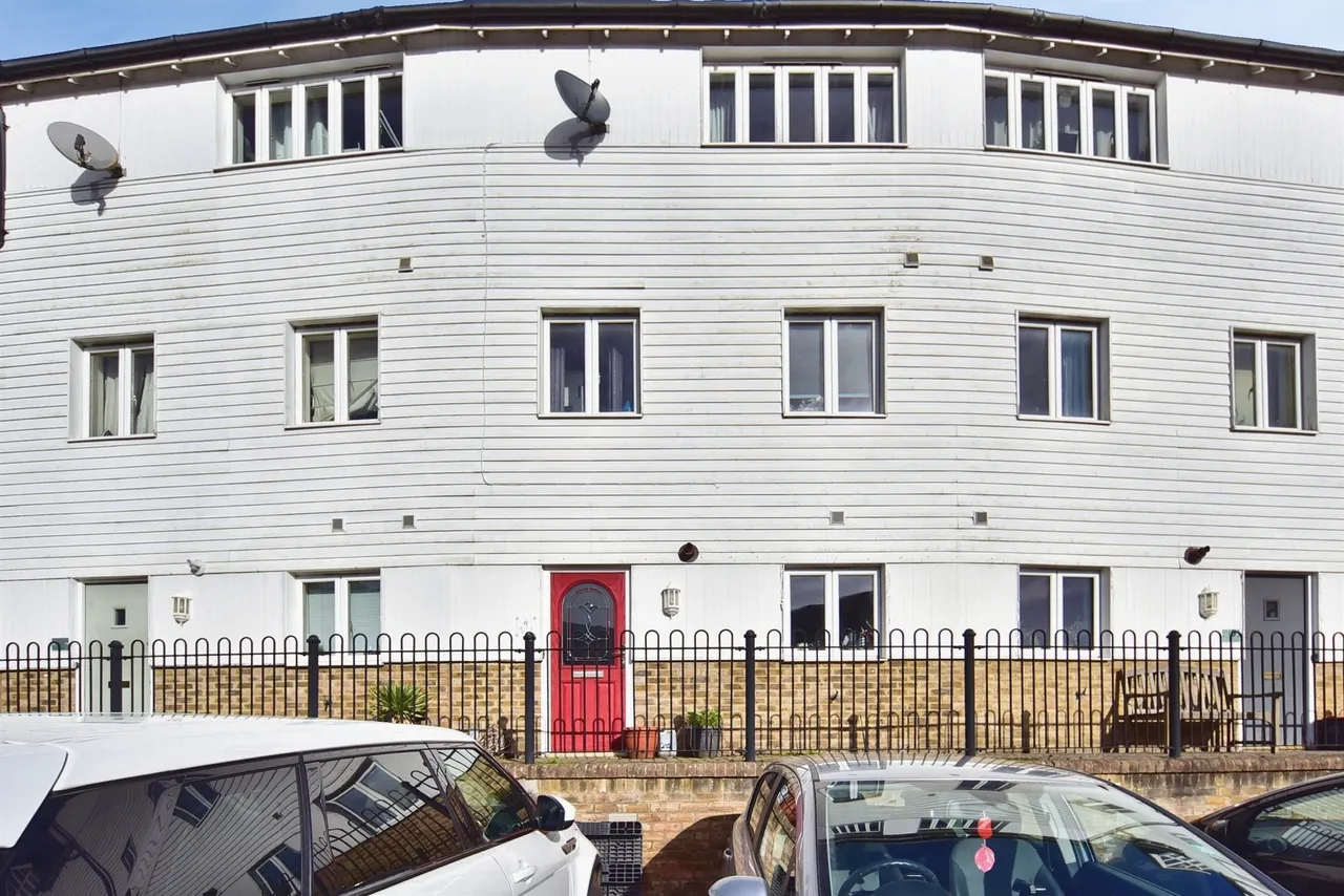 Medway Court, Aylesford, ME20, photo 4