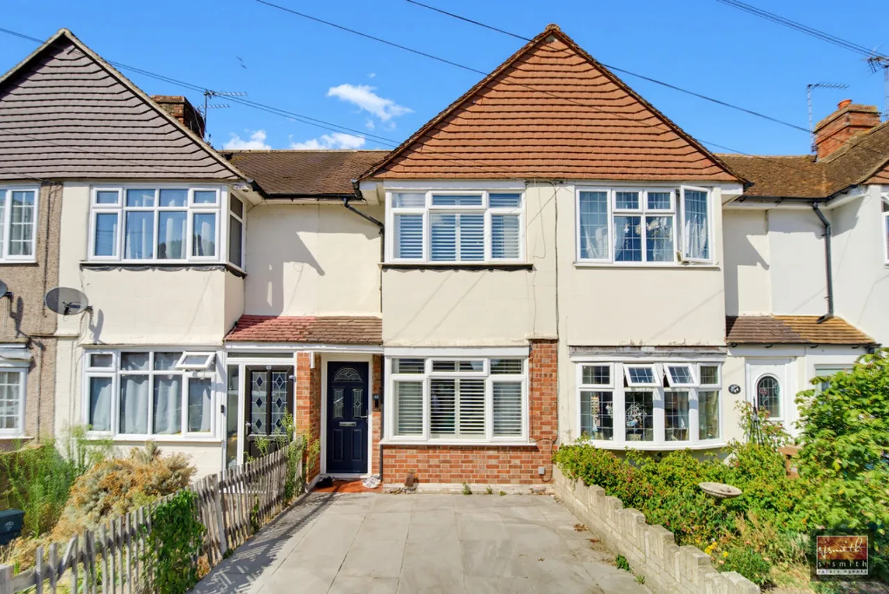 2 bed property for sale, Ashford Avenue, Ashford