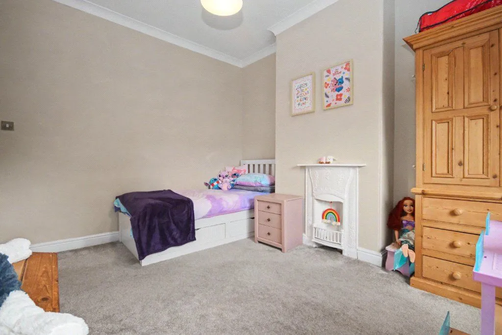 Aberford Road, Wakefield, WF1, photo 19