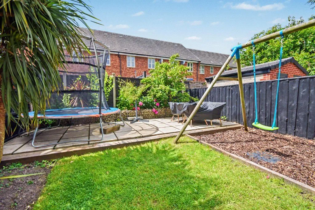 Aberford Road, Wakefield, WF1, photo 22