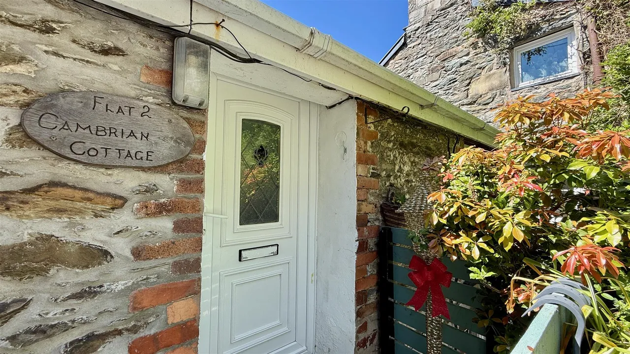 Cambrian Street, Barmouth, LL42, photo 10