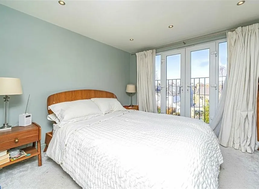 Sunnyside Road, Teddington, TW11, photo 7