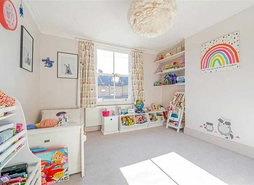 Sunnyside Road, Teddington, TW11, photo 8
