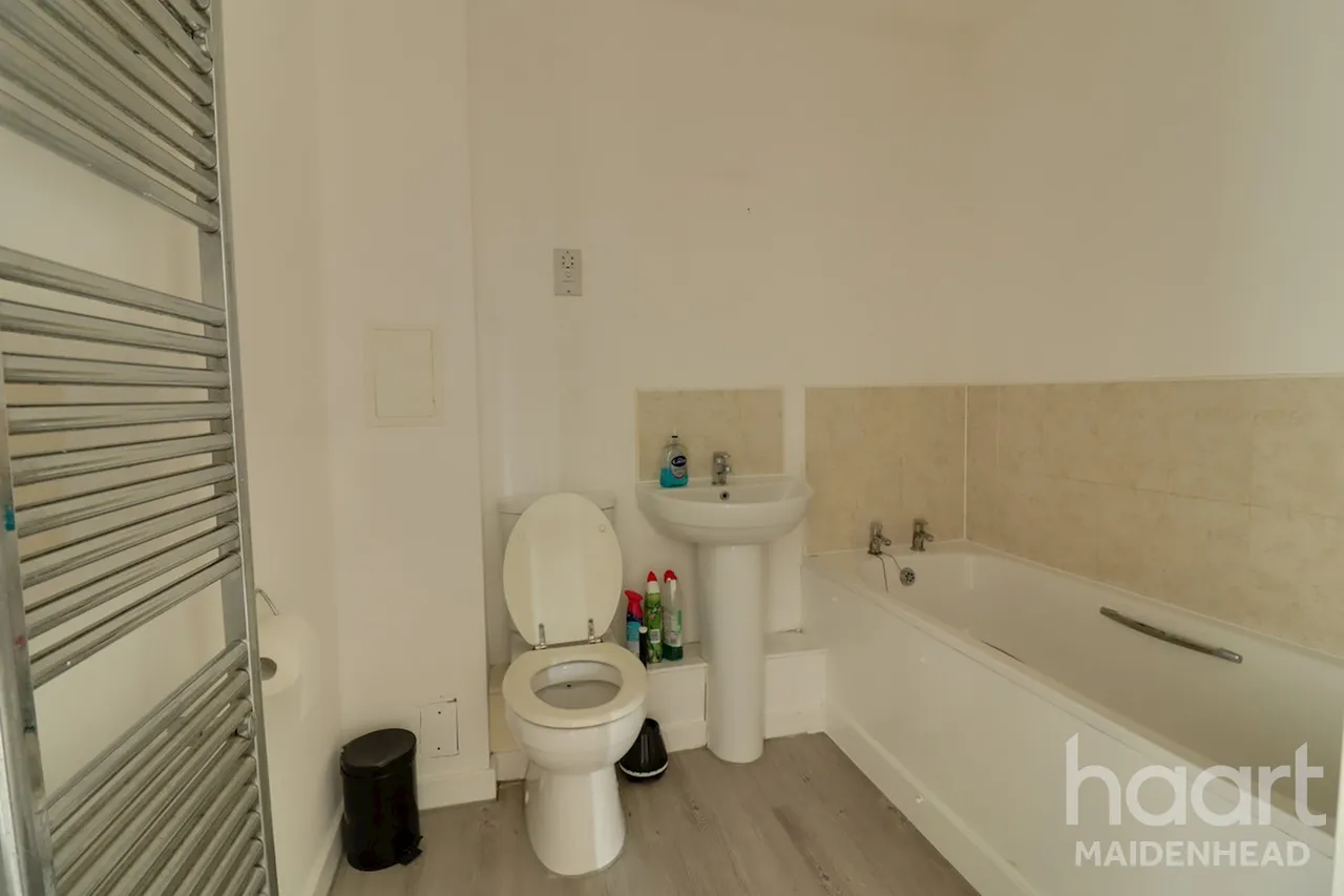 Grays Place, Slough, SL2, photo 10