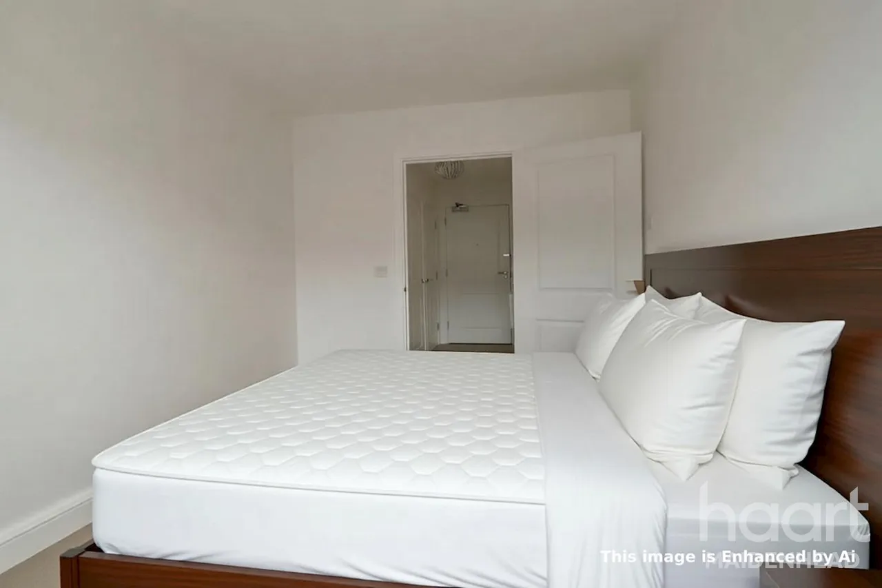 Grays Place, Slough, SL2, photo 11