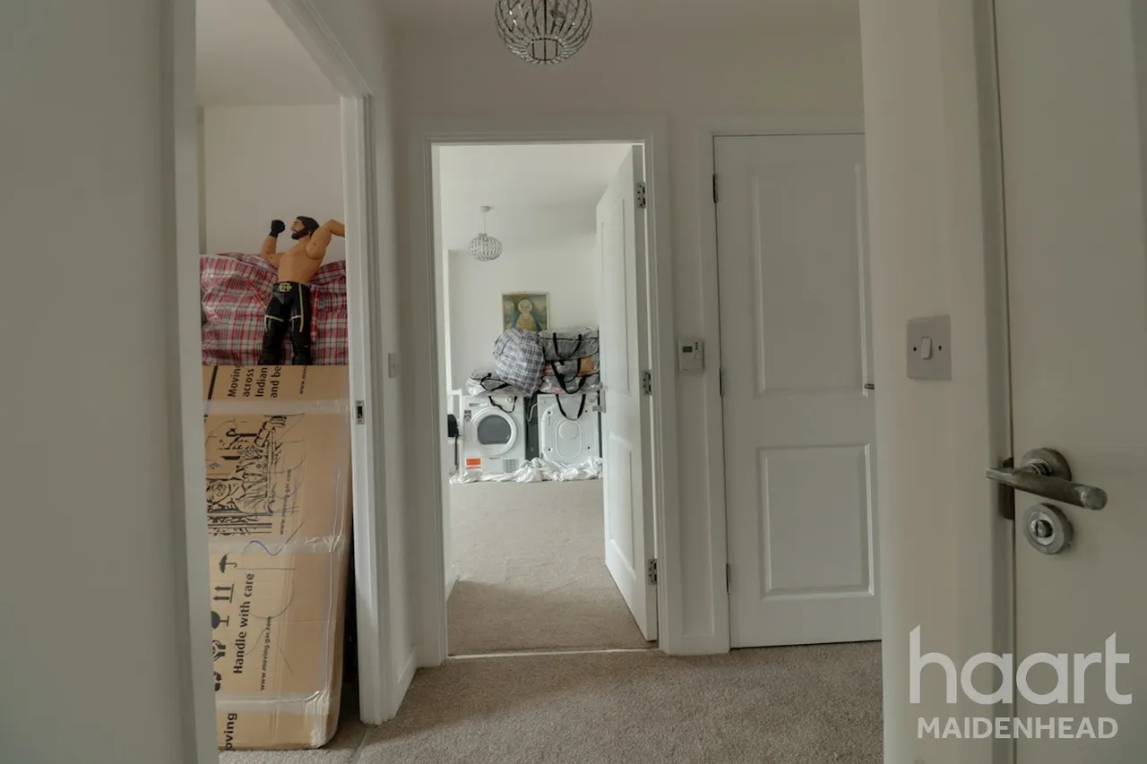 Grays Place, Slough, SL2, photo 14