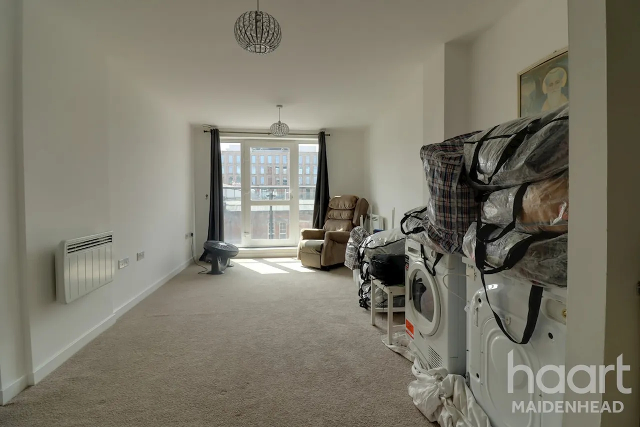Grays Place, Slough, SL2, photo 8