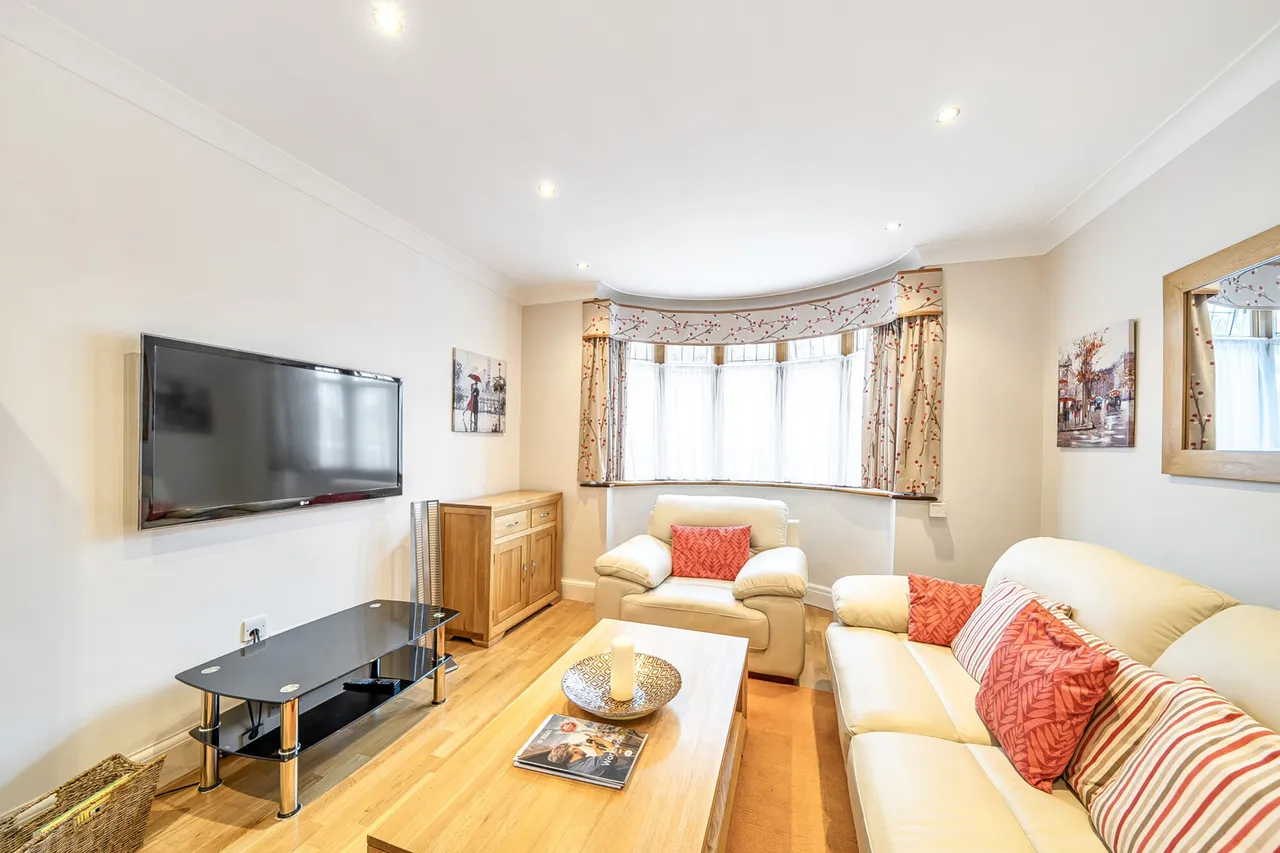 Warham Road, Harrow, HA3, photo 2