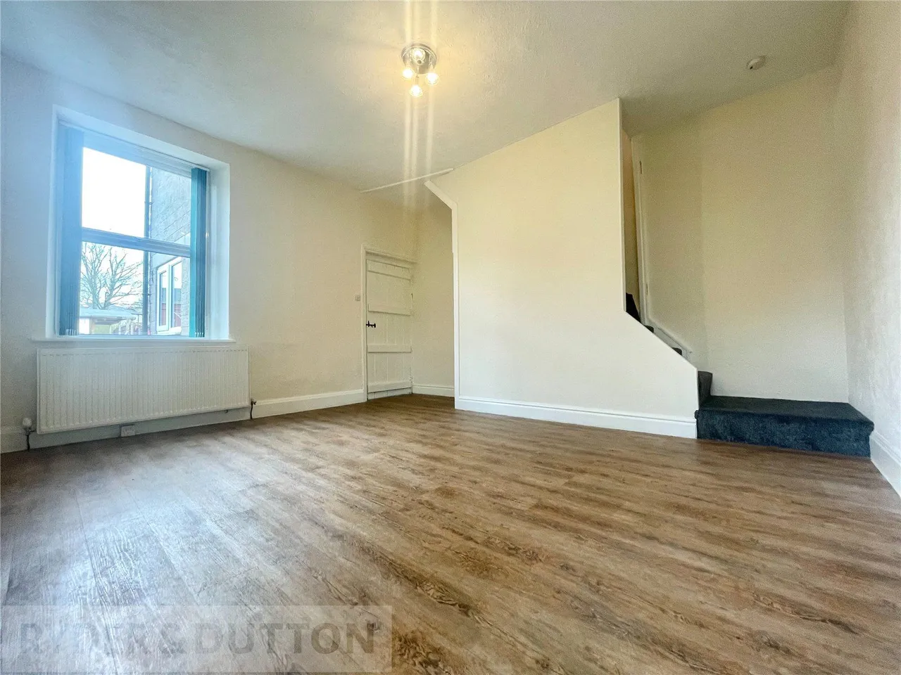 York Street, Glossop, SK13, photo 8